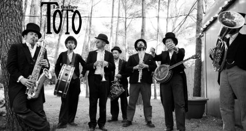 Fanfare Toto